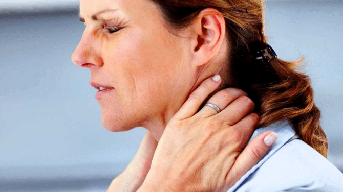 Symptoms of the osteocondrosis of cervical waist